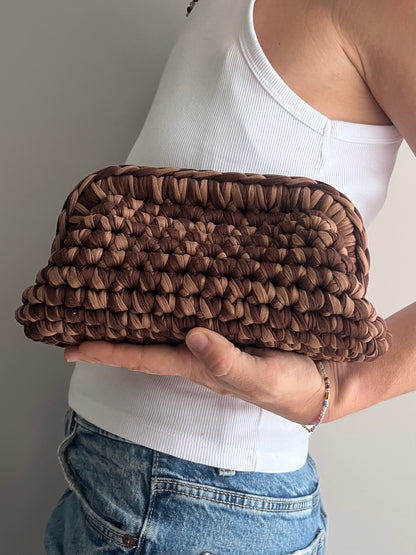 CLUTCH BAG BROWN- CAMEL