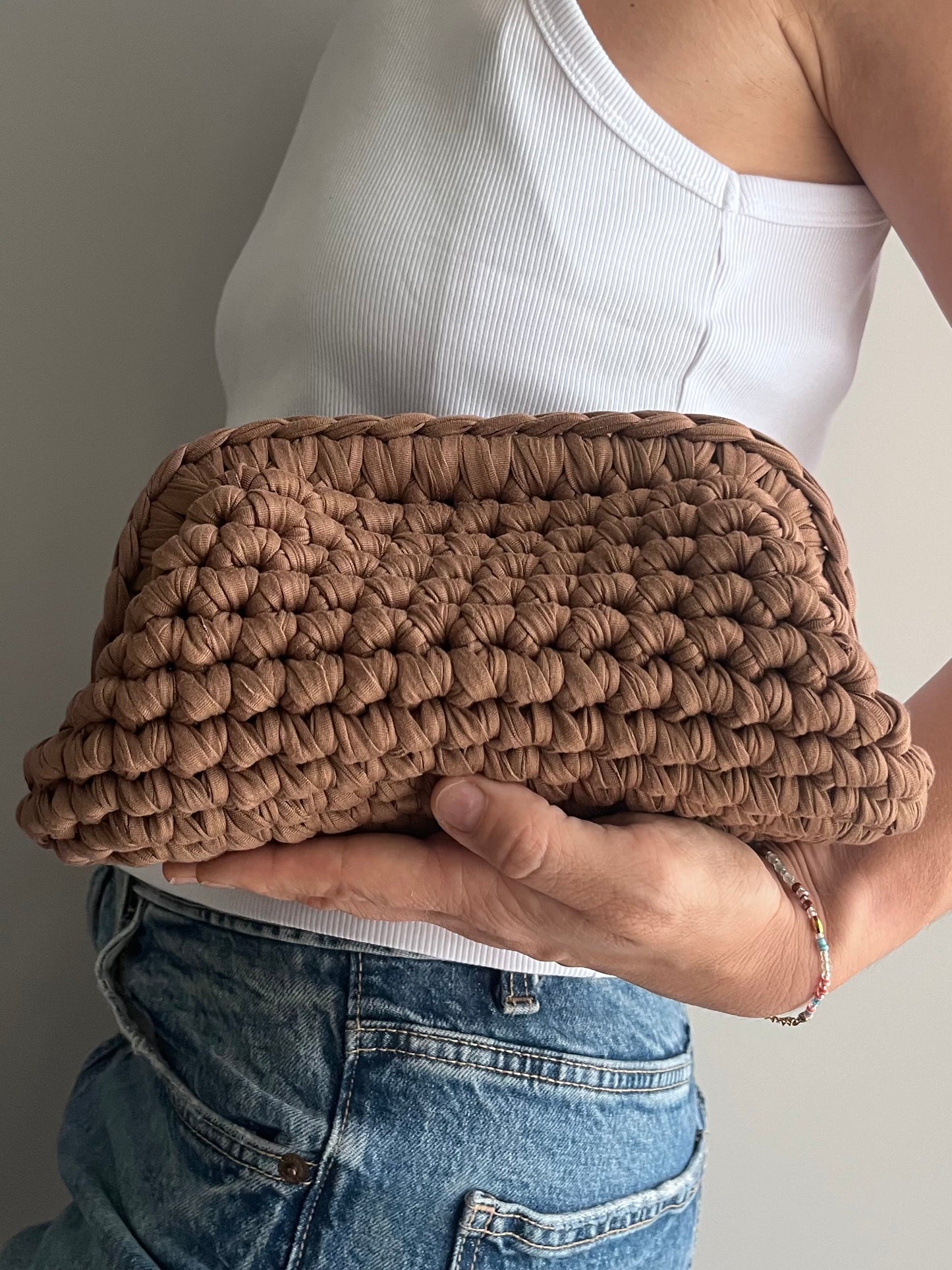 CLUTCH BAG CAMEL