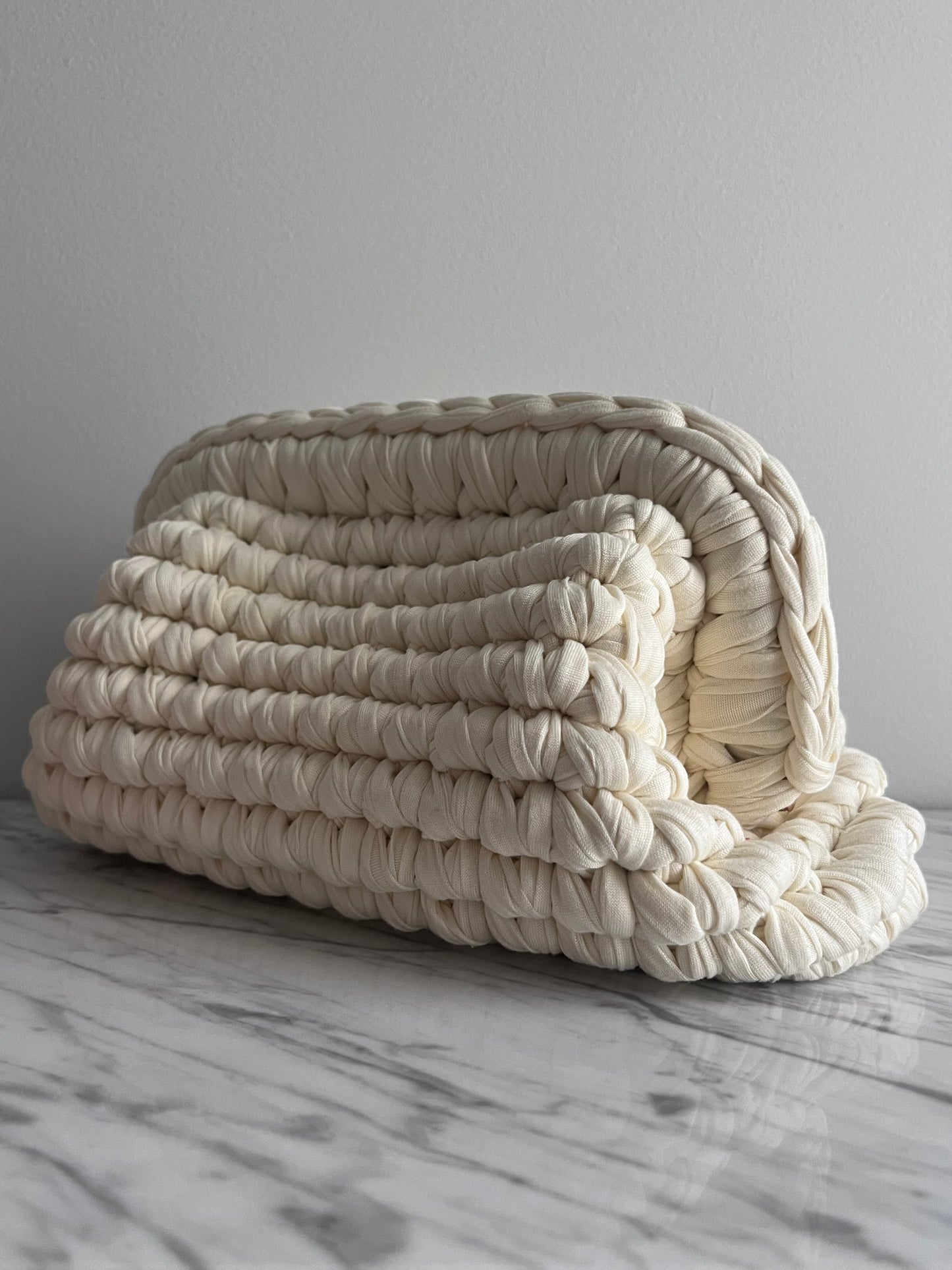 CLUTCH BAG MILKY WHITE